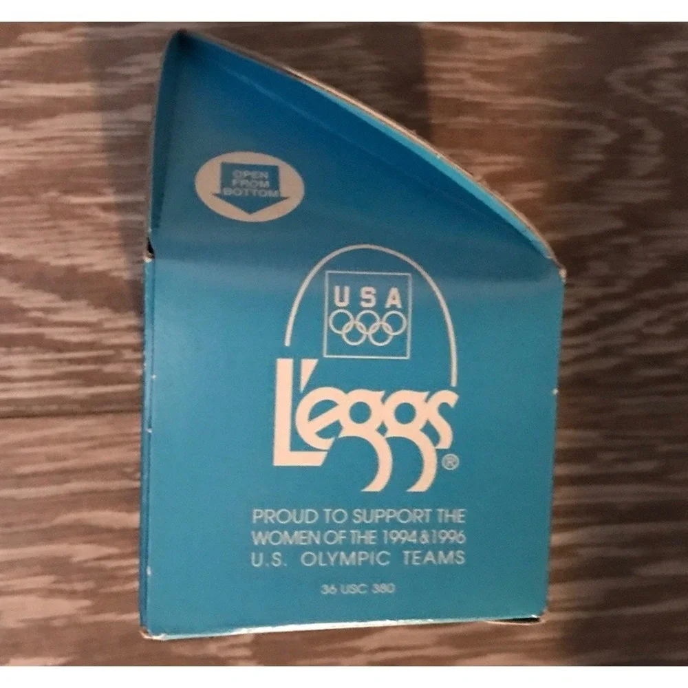 L'eggs‎ Control Top Women Size B Off Black Control Top Sheer Toe Pantyhose 90's